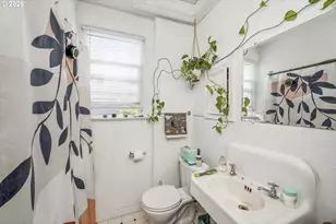 2204 NE 7th Ave, Portland, OR 97212 - Photo 22