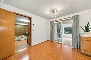 13236 NE Shaver St, Portland, OR 97230 - Photo 12