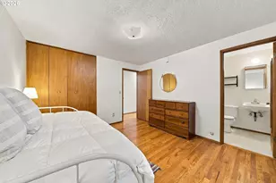 13236 NE Shaver St, Portland, OR 97230 - Photo 14