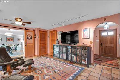 15051 SE Wy East Ave, Damascus, OR 97089 - Photo 10