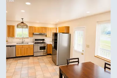 925 Front St, Gardiner, OR 97441 - Photo 8
