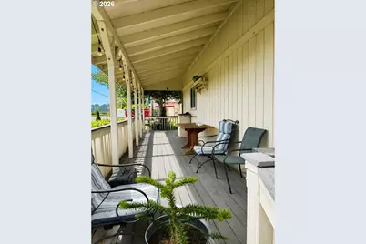 925 Front St, Gardiner, OR 97441 - Photo 4