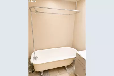 925 Front St, Gardiner, OR 97441 - Photo 14