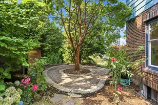 526 SE 65th Ave, Portland, OR 97215 - Photo 40
