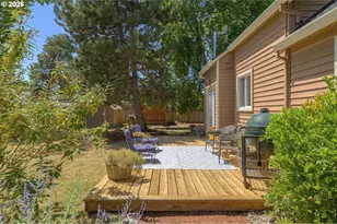 1642 SW Tamarack St, McMinnville, OR 97128 - Photo 36