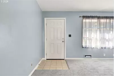 2526 E 20th St, Vancouver, WA 98661 - Photo 6