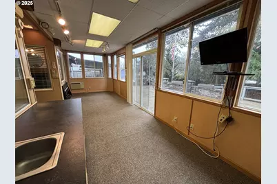 890 Alvina St SE, Salem, OR 97306 - Photo 26