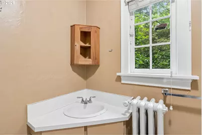2848 NW Santanita Ter, Portland, OR 97210 - Photo 32