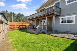 1214 Moore St, Brookings, OR 97415 - Photo 6