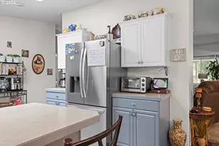 2134 Lynne Dr, North Bend, OR 97459 - Photo 12