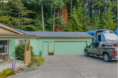 2134 Lynne Dr, North Bend, OR 97459 - Photo 30