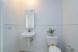 5000 NE Stephens St, Roseburg, OR 97470 - Photo 20