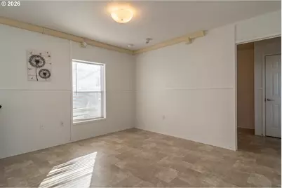 5000 NE Stephens St #40, Roseburg, OR 97470 - Photo 6