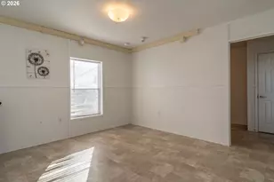 5000 NE Stephens St, Roseburg, OR 97470 - Photo 6