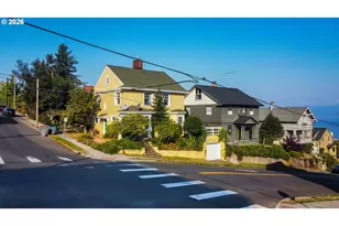 997 16th St, Astoria, OR 97103 - Photo 2