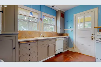 997 16th St, Astoria, OR 97103 - Photo 20