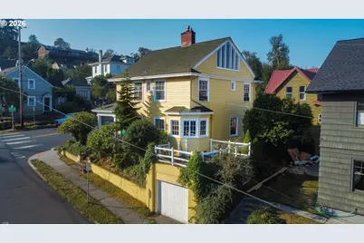 997 16th St, Astoria, OR 97103 - Photo 4