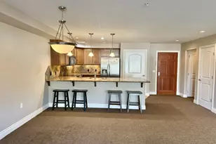 211 Harbor St, Florence, OR 97439 - Photo 8