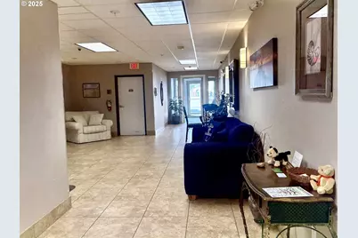 211 Harbor St #22, Florence, OR 97439 - Photo 4