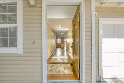 13718 NE 65th St, Vancouver, WA 98682 - Photo 2