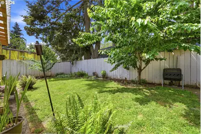 2615 SE 84th Pl, Portland, OR 97266 - Photo 26