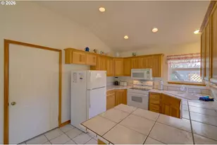 26523 Chieftain Dr, Rockaway Beach, OR 97136 - Photo 6