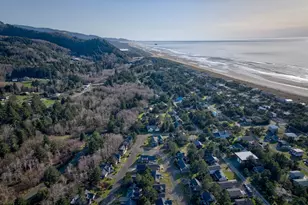 26523 Chieftain Dr, Rockaway Beach, OR 97136 - Photo 38