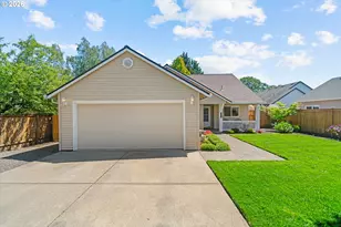 5769 SE Rancho St, Hillsboro, OR 97123 - Photo 2