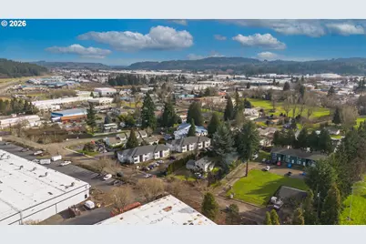 8856 SE Jannsen Rd, Clackamas, OR 97015 - Photo 4