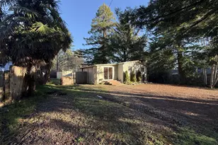 16947 Parkview Dr, Brookings, OR 97415 - Photo 2