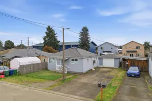 10068 SE Brandeis St, Clackamas, OR 97015 - Photo 4