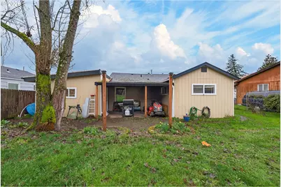 1543 NE Hollis St, Roseburg, OR 97470 - Photo 24