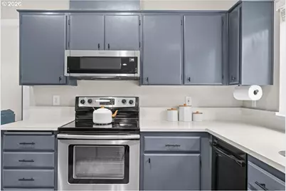 16861 SW Hargis Rd, Beaverton, OR 97007 - Photo 16