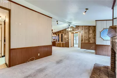 18485 SW Pacific Dr #105, Tualatin, OR 97062 - Photo 10