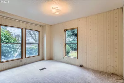 18485 SW Pacific Dr #105, Tualatin, OR 97062 - Photo 24