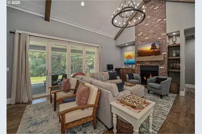 1830 NW 47th St, Lincoln City, OR 97367 - Photo 12