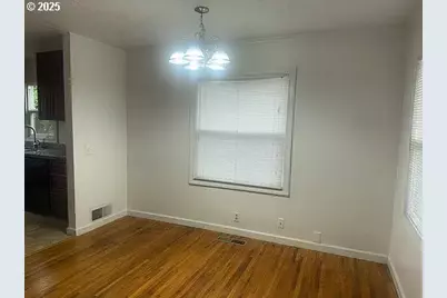 12526 SE Tibbetts St, Portland, OR 97236 - Photo 6