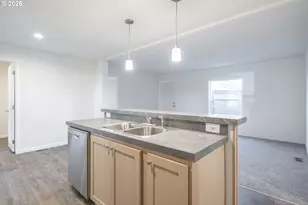 3124 Surfwood Dr, Salem, OR 97305 - Photo 10