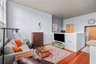 650 W 12th Ave, Eugene, OR 97402 - Photo 6