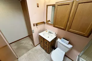 12825 SE Lincoln St, Portland, OR 97233 - Photo 28