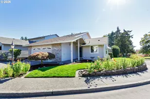 10480 SW Highland Dr, Portland, OR 97224 - Photo 2