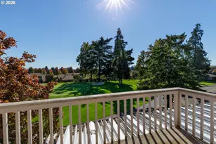 10480 SW Highland Dr, Portland, OR 97224 - Photo 22