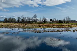 34579 E Columbia Ave, Scappoose, OR 97056 - Photo 38