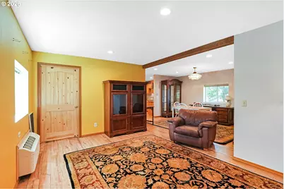 34579 E Columbia Ave, Scappoose, OR 97056 - Photo 38