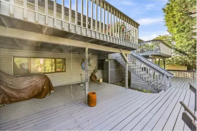 2330 SE Paloma Dr, Gresham, OR 97080 - Photo 24