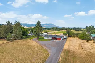 62945 Buchanan Ln, Island City, OR 97850 - Photo 2