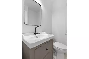 4594 SW Caldew St, Portland, OR 97219 - Photo 10