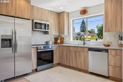 7307 N Stanford Ave #B, Portland, OR 97203 - Photo 10