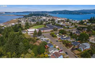 2342 Brussells St, North Bend, OR 97459 - Photo 26