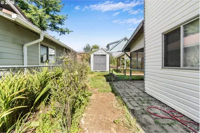 17305 Blueberry Dr, Brookings, OR 97415 - Photo 32